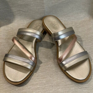 NATURALIZER Sz 8.5 Silver Gold Copper  Metallic Strappy Slip On Sandals NEW
